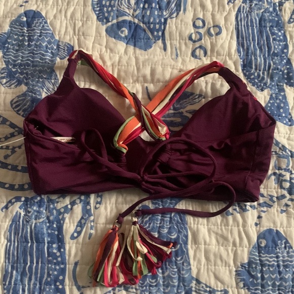 BECCA by Rebecca Virtue Quest Bikini Top Woven Ribbons Raspberry new without tag - Picture 5 of 8